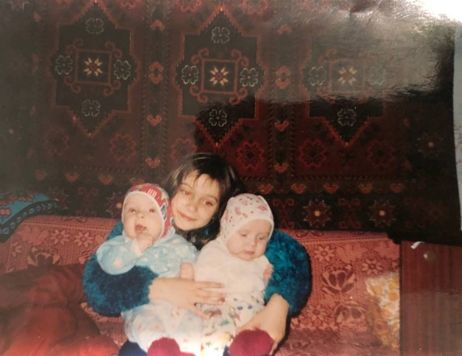 Тетяна з молодшими братами Богданом та Євгеном