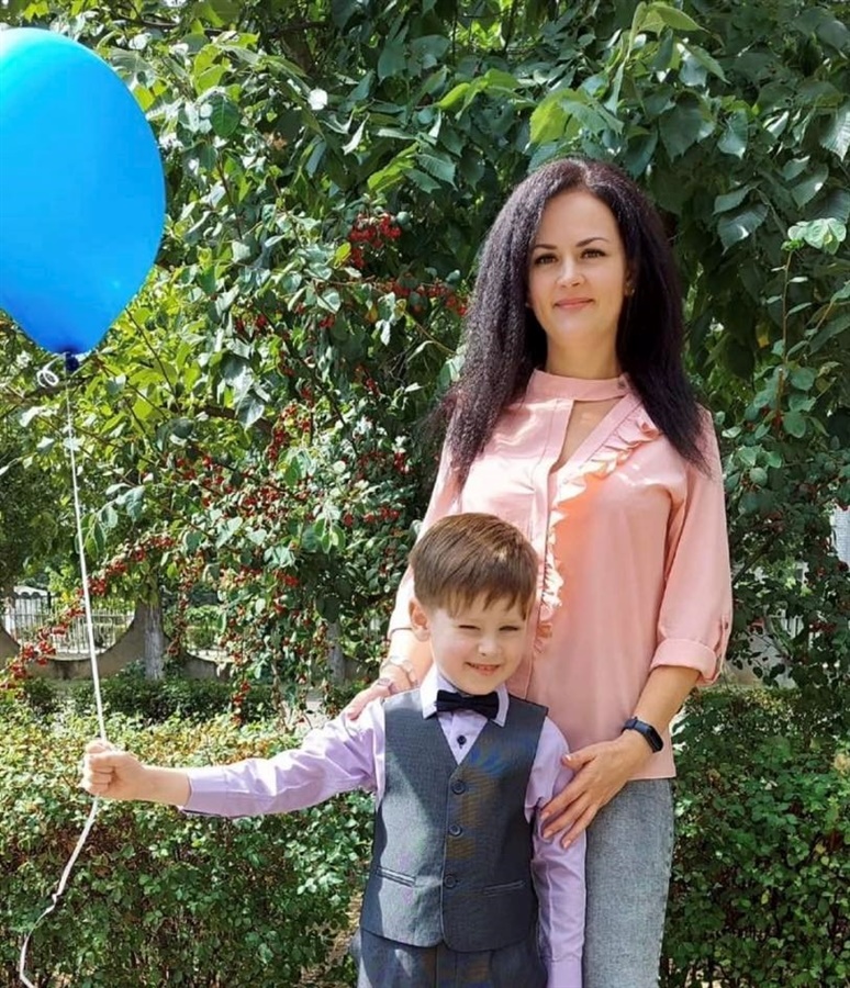 Олексій Бондар з мамою Іриною