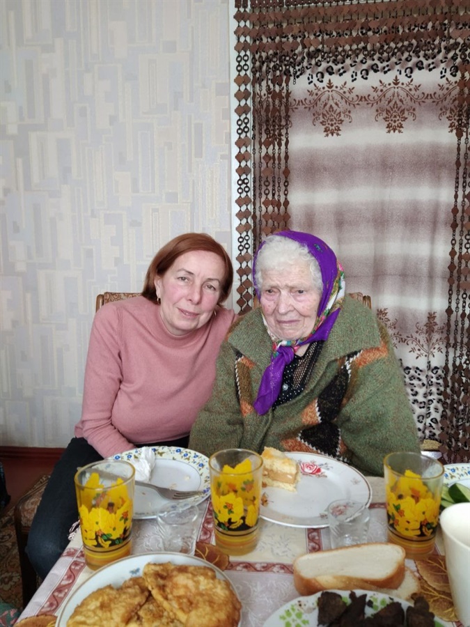 Надія Бублій з племінницею
