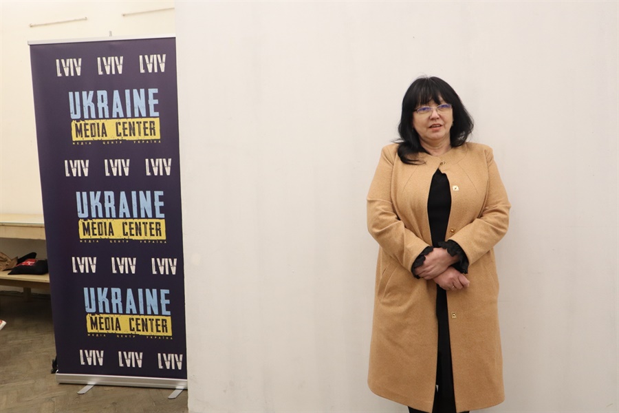 На показ приїхала Галина Ваховська — мама загиблого військового пілота із Львівщини Івана Ваховського
