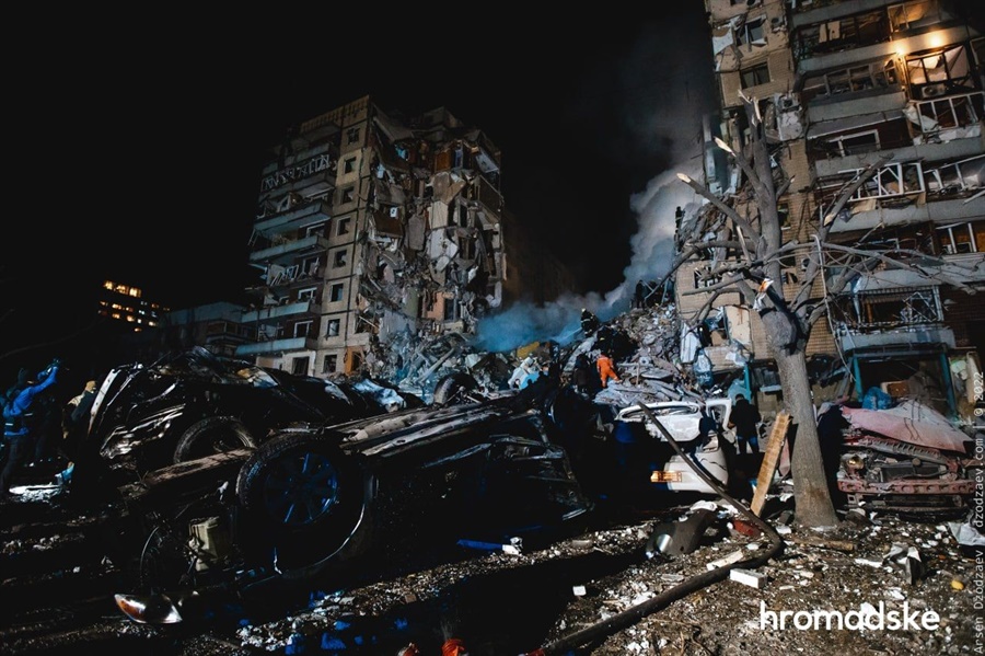 Будинок на Набережній Перемоги, 118 після атаки

