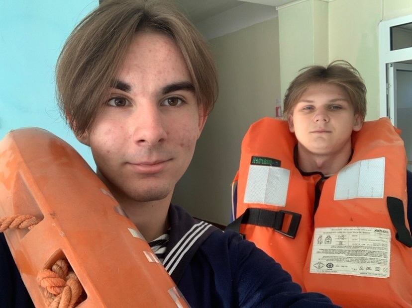 Богдан із другом Сашком