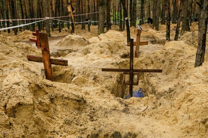 Ексгумація людей, які загинули під час окупації Ізюма