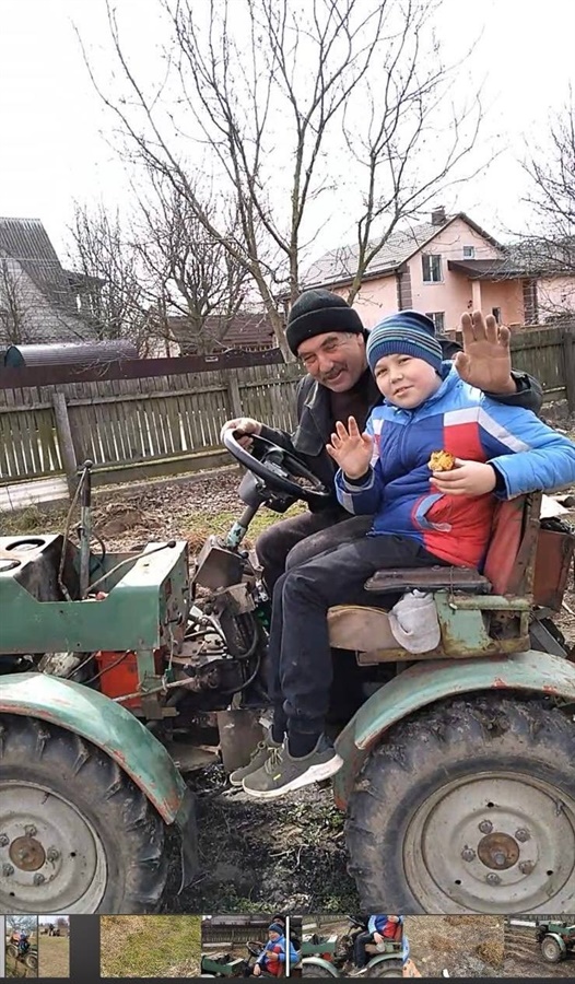 Тимофій Сич разом з дідусем