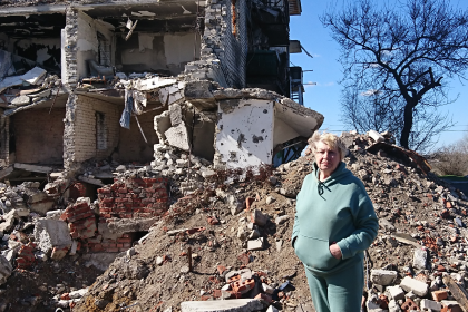 «Всіяна тілами дорога… Люди ходили і шукали своїх родичів». Репортаж з Ізюма – про життя і пам’ять