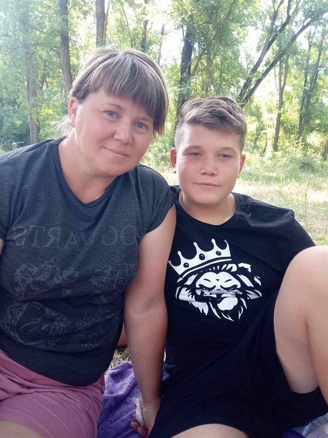 Микита Ковалик з мамою