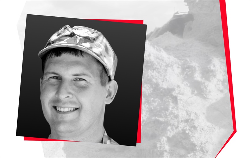 «Це була справа принципу – він постійно комусь допомагав» | Памʼяті Дениса Лошкарьова