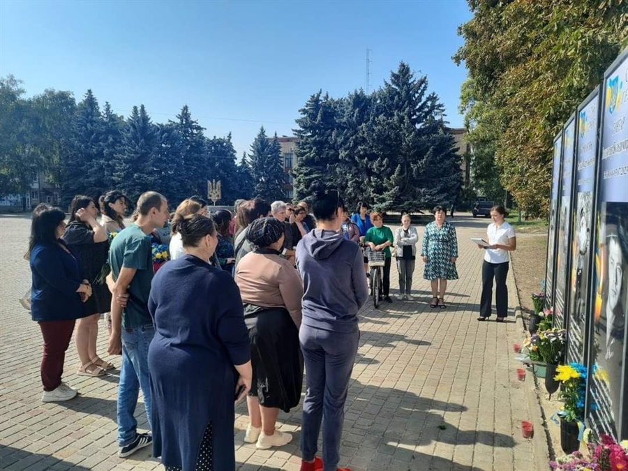 Вшанування полеглих героїв на Алеї героїв у Берестині.