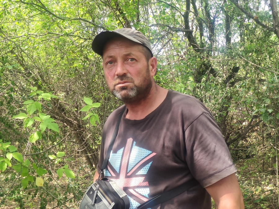 Валерій. Ексгумація решток невідомого чоловіка на околиці селі Мала Рогань