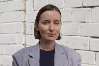 «Я смертю вирізьбив: ти стань і прочитай». Про мову, якою говорить наша пам’ять